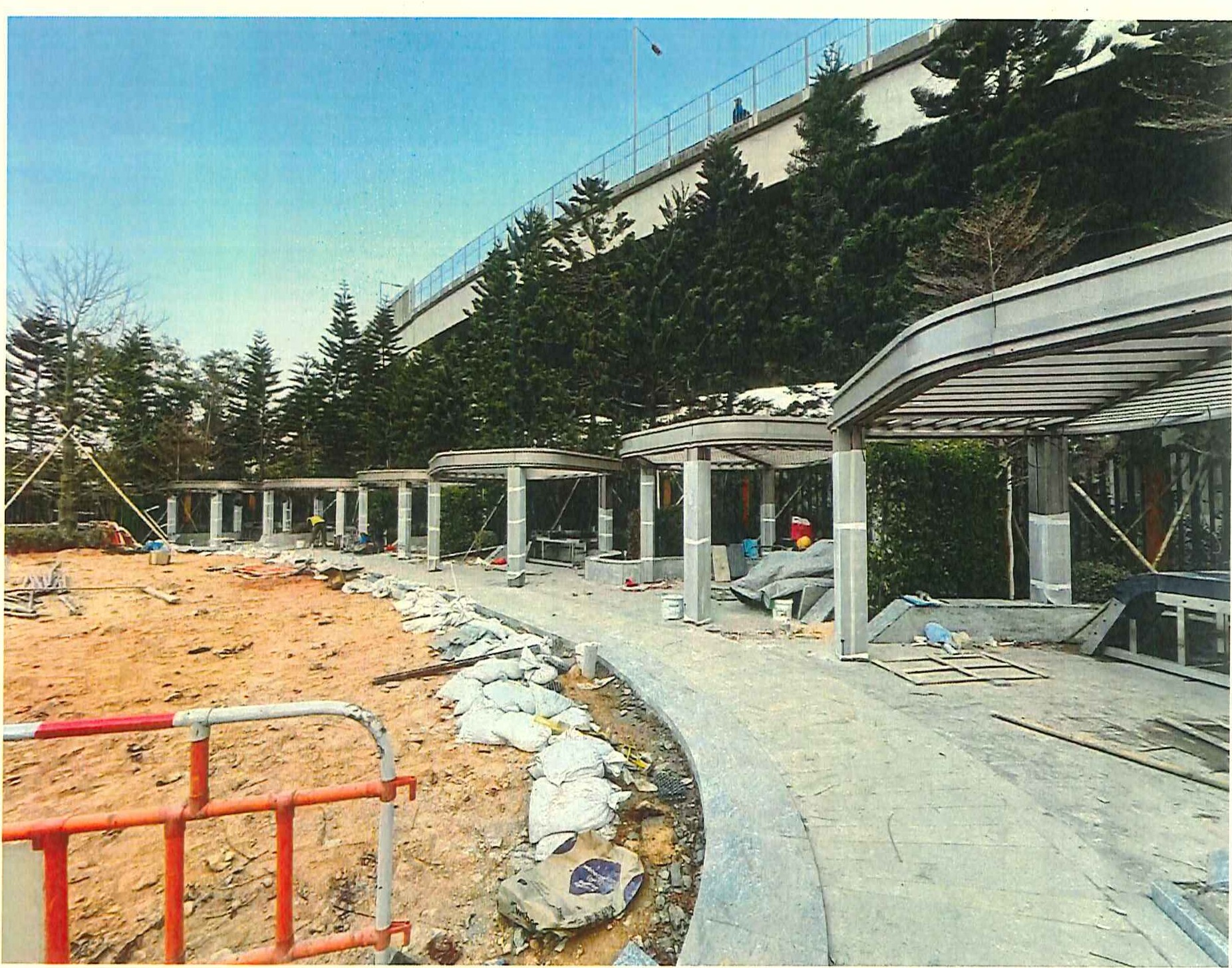 Walkway construction